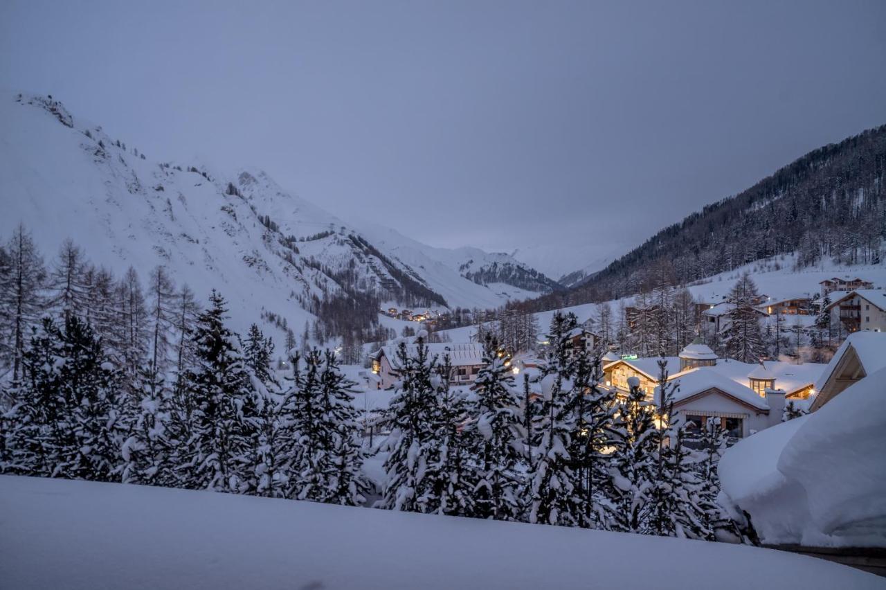 Relais & Chateaux Chasa Montana Замнаун Екстер'єр фото